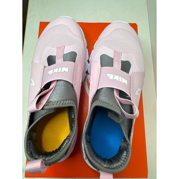 Nike Flex Runner 2 Pink Foam/White Flat Pewter Girl's Sneaker NWT in box Size 5Y